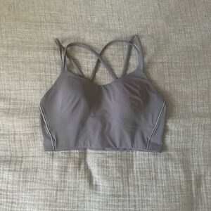 Lululemon like a cloud bra